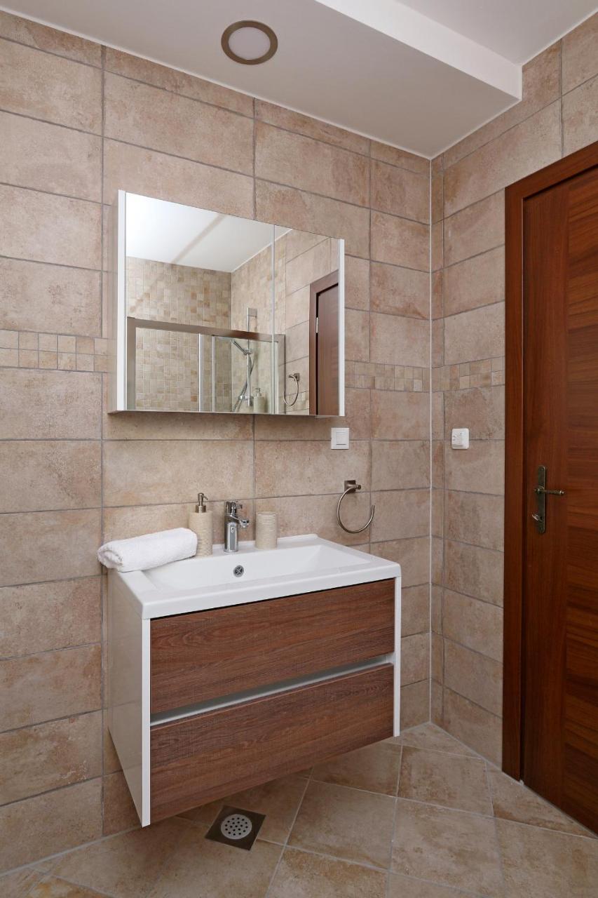 Villa Lurda Linardici Krk Экстерьер фото